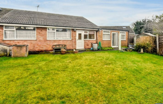 Potential to Modernise in Moulton photo